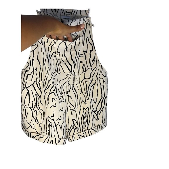 Princess Polly Women's Overalls Zebra Striped Size 2 - Picture 6 of 8